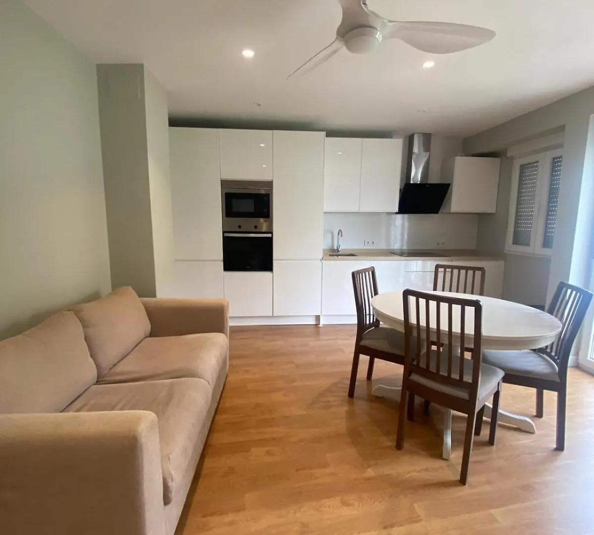 Deluxe Central Dolores De Nuestra Sra Apartment Seville 0*,  Spain