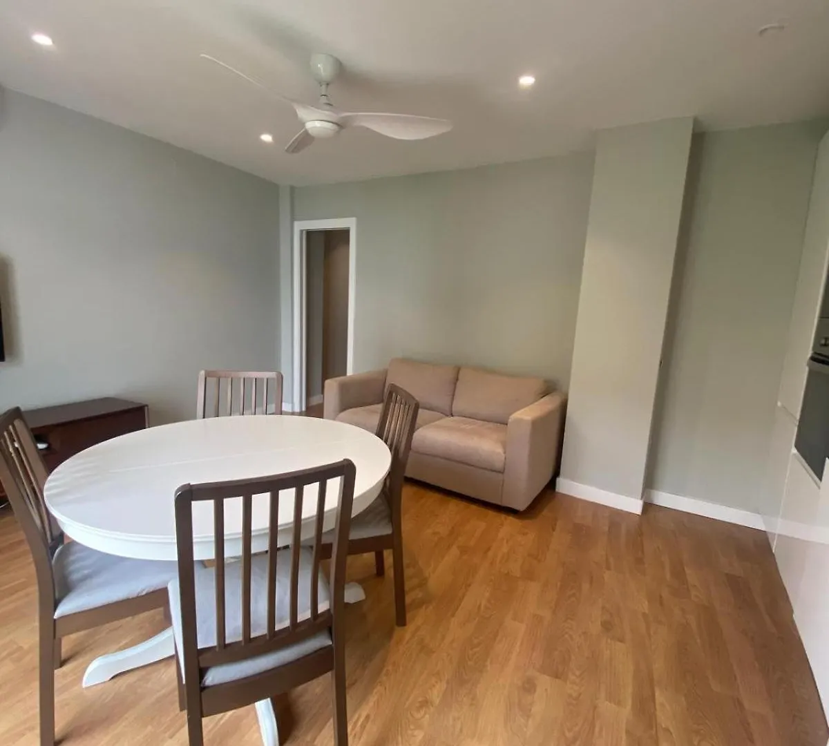 Deluxe Central Dolores De Nuestra Sra Apartment Seville