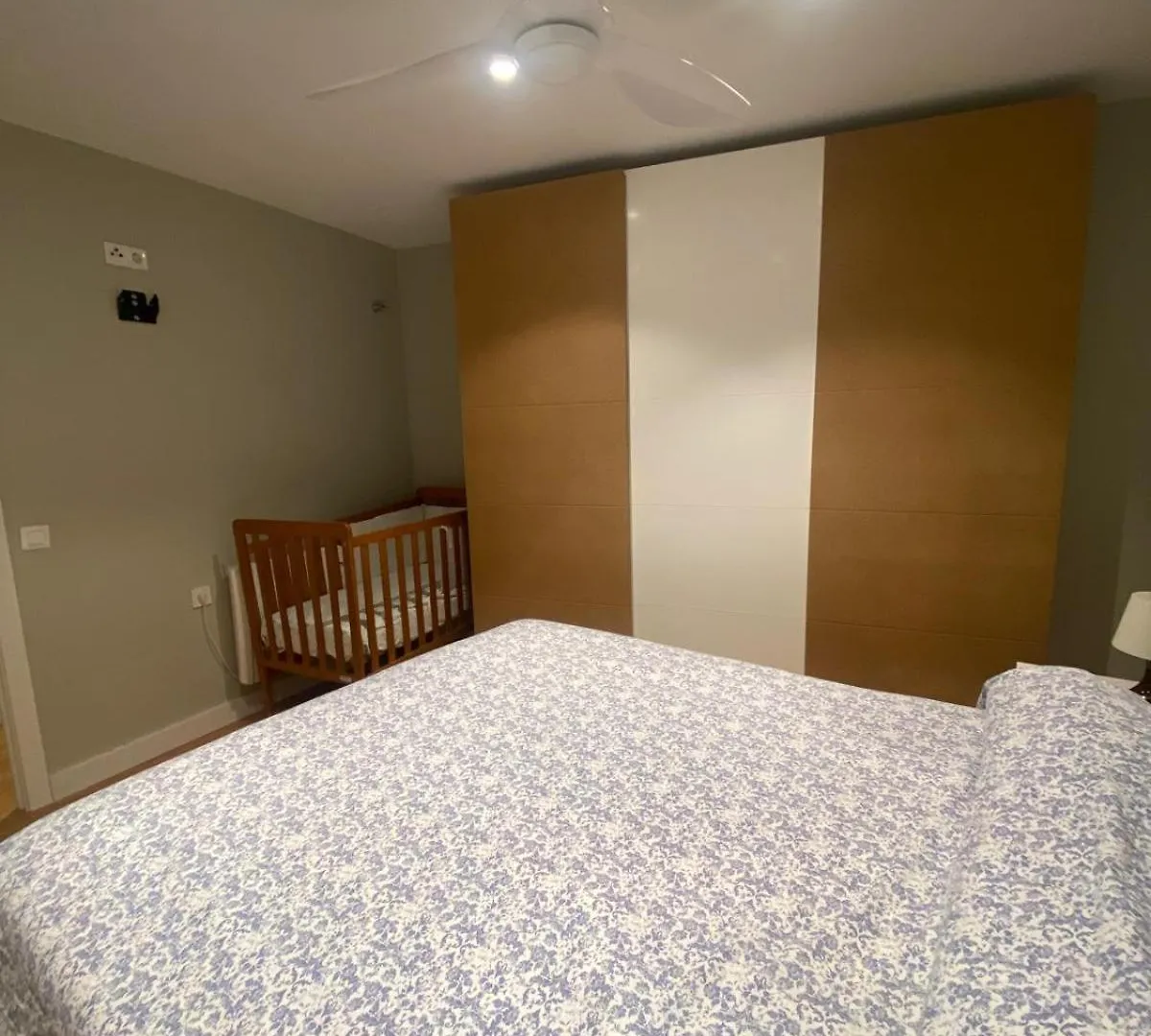 Deluxe Central Dolores De Nuestra Sra Apartment Seville Spain